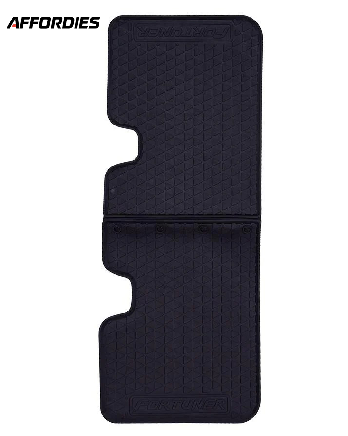 Toyota Fortuner 2014–2021 Latex PVC Car Floor Mats